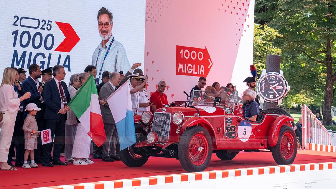 "Dünyanın en güzel yarışı" başladı: 1000 Miglia'da ilk gün heyecanı! 27