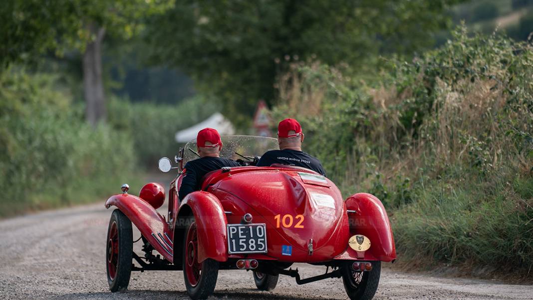 1000 Miglia 2025'te Roma fırtınası: Klasiklerin Başkent Çıkarması! 29