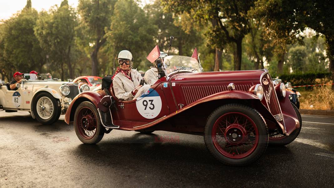 1000 Miglia 2025'te Roma fırtınası: Klasiklerin Başkent Çıkarması! 4