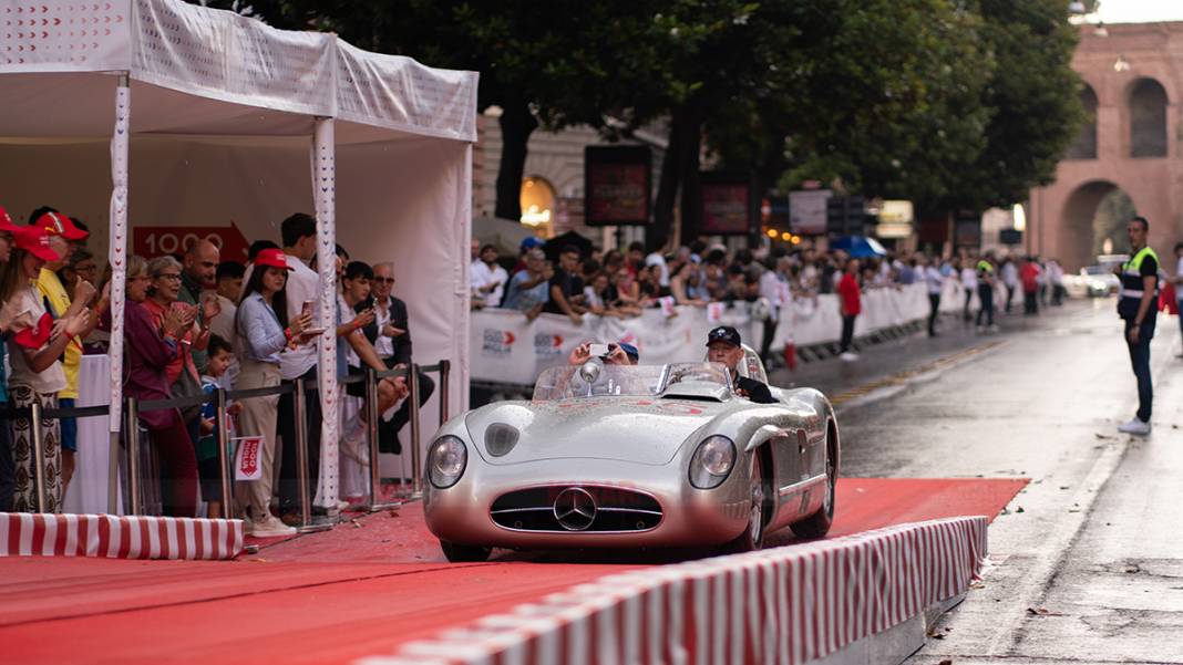 1000 Miglia 2025'te Roma fırtınası: Klasiklerin Başkent Çıkarması! 18