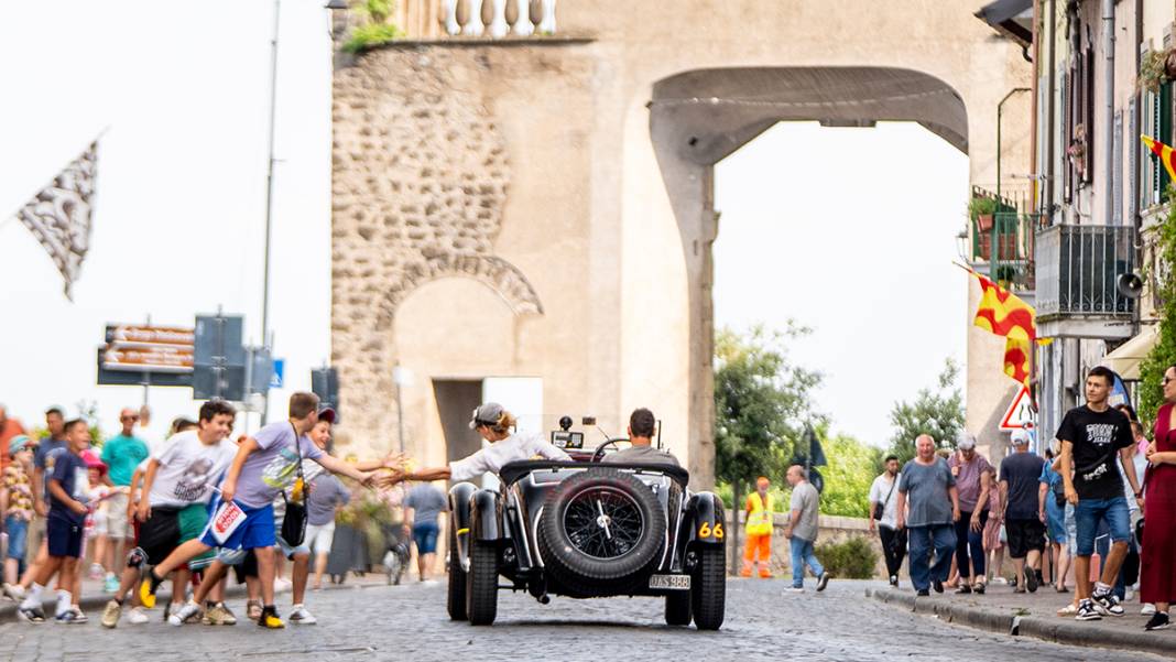 1000 Miglia 2025'te Roma fırtınası: Klasiklerin Başkent Çıkarması! 1