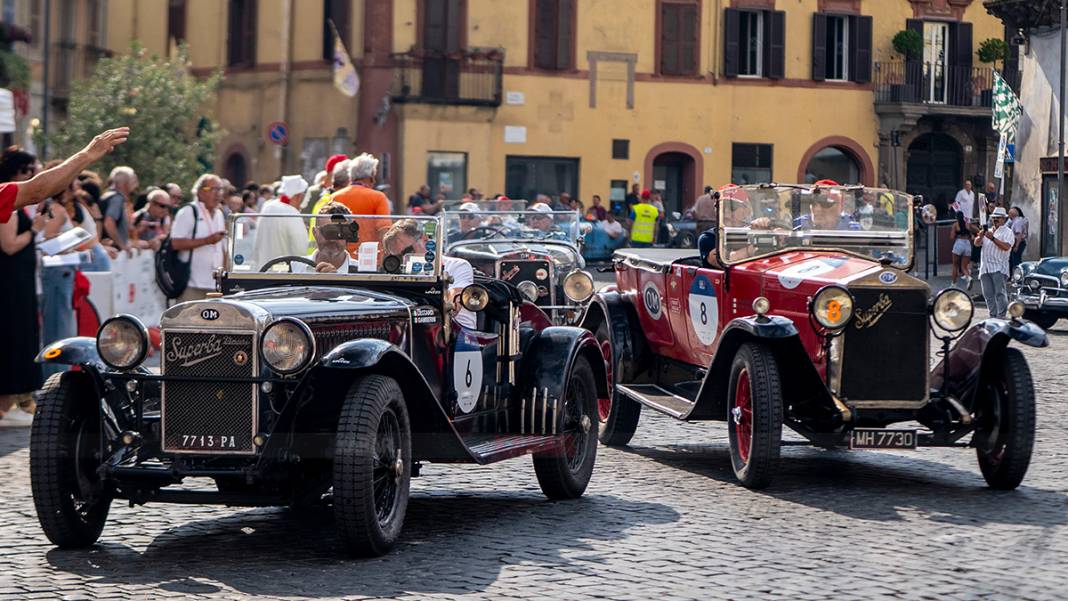 1000 Miglia 2025'te Roma fırtınası: Klasiklerin Başkent Çıkarması! 17