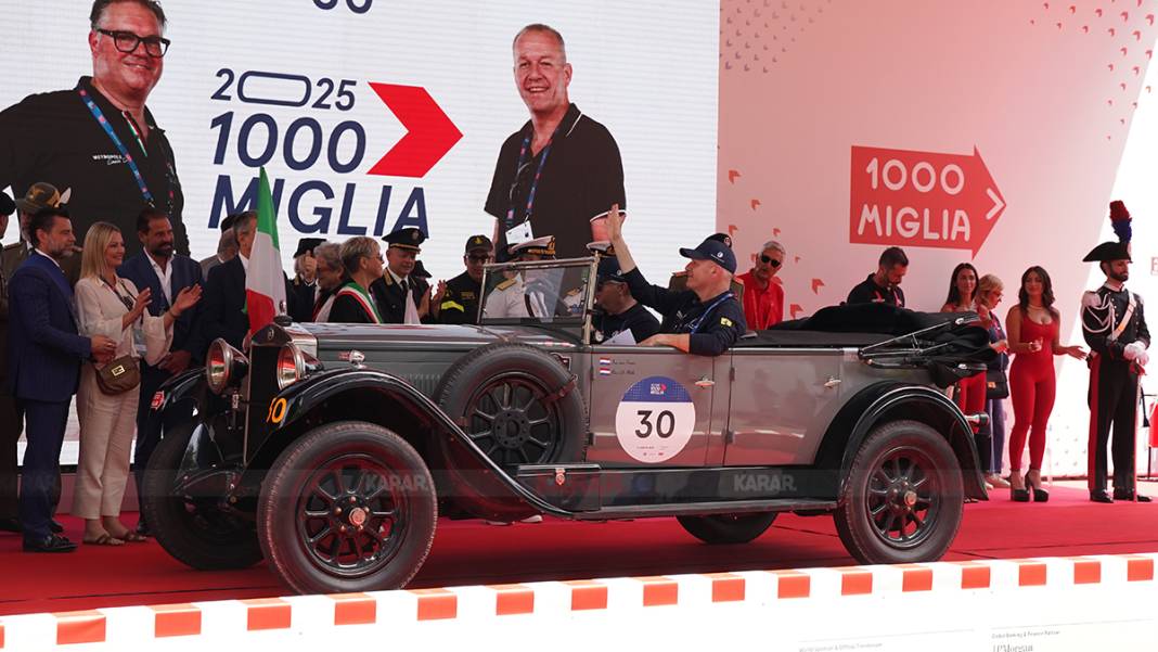 "Dünyanın en güzel yarışı" başladı: 1000 Miglia'da ilk gün heyecanı! 20
