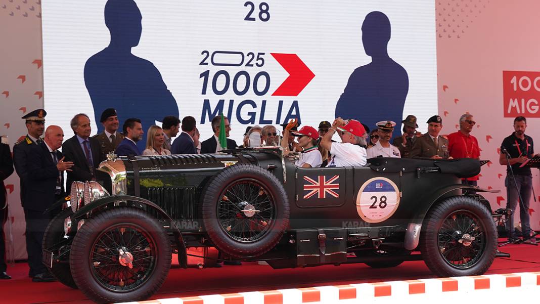 "Dünyanın en güzel yarışı" başladı: 1000 Miglia'da ilk gün heyecanı! 16