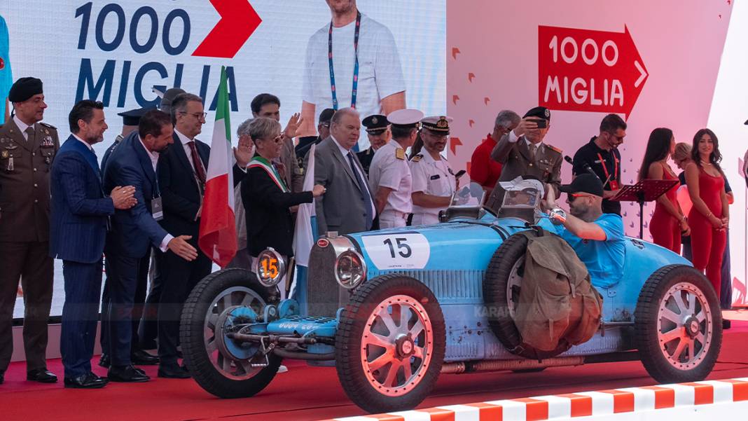 "Dünyanın en güzel yarışı" başladı: 1000 Miglia'da ilk gün heyecanı! 9