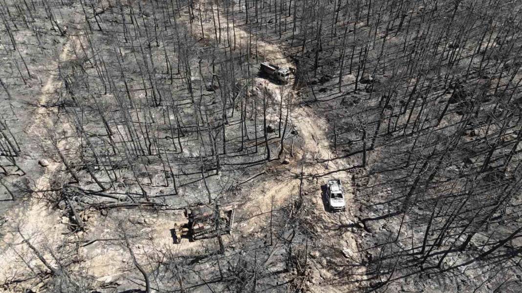 Yangında 10 görevli şehit olmuştu: Facianın izleri görüntülendi 11