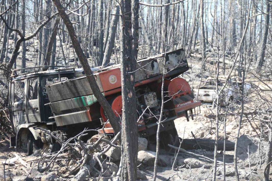 Yangında 10 görevli şehit olmuştu: Facianın izleri görüntülendi 2