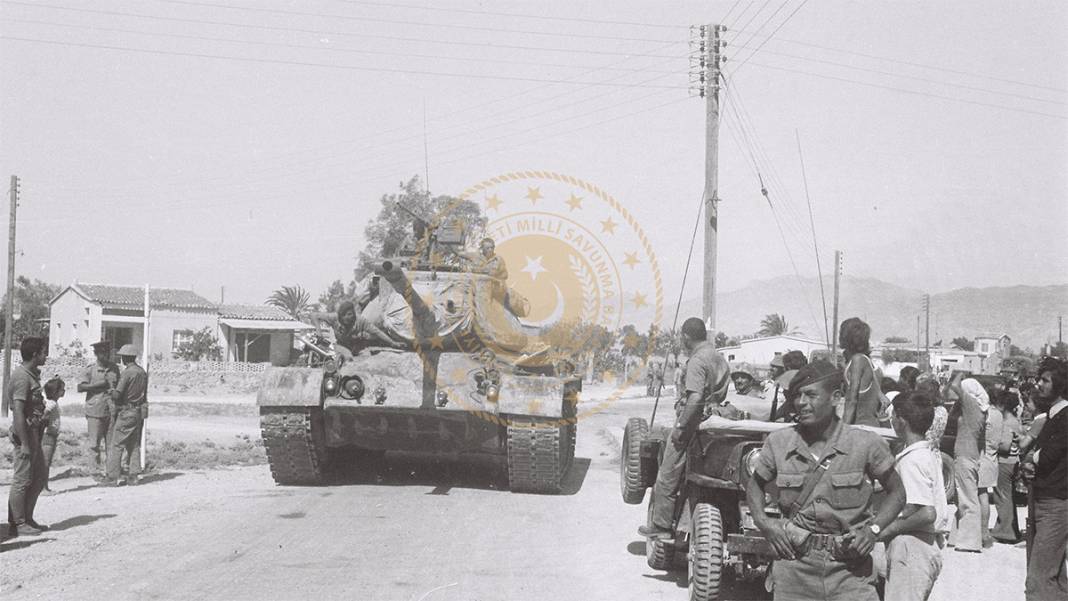 MSB 51 yıl sonra paylaştı: Kıbrıs Barış Harekatı'ndan ilk kez yayınlanan kareler 9