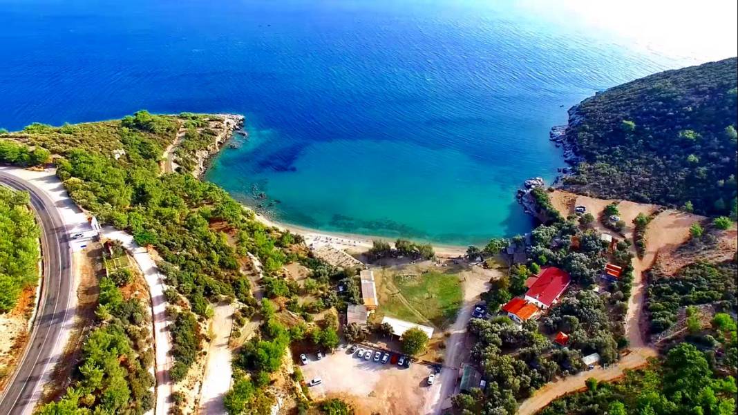 İzmir'in saklı cenneti ortaya çıktı: Kargacık Koyu! Hem doğa harikası hem cebe dost: Otobüsle bile gidilir! 1