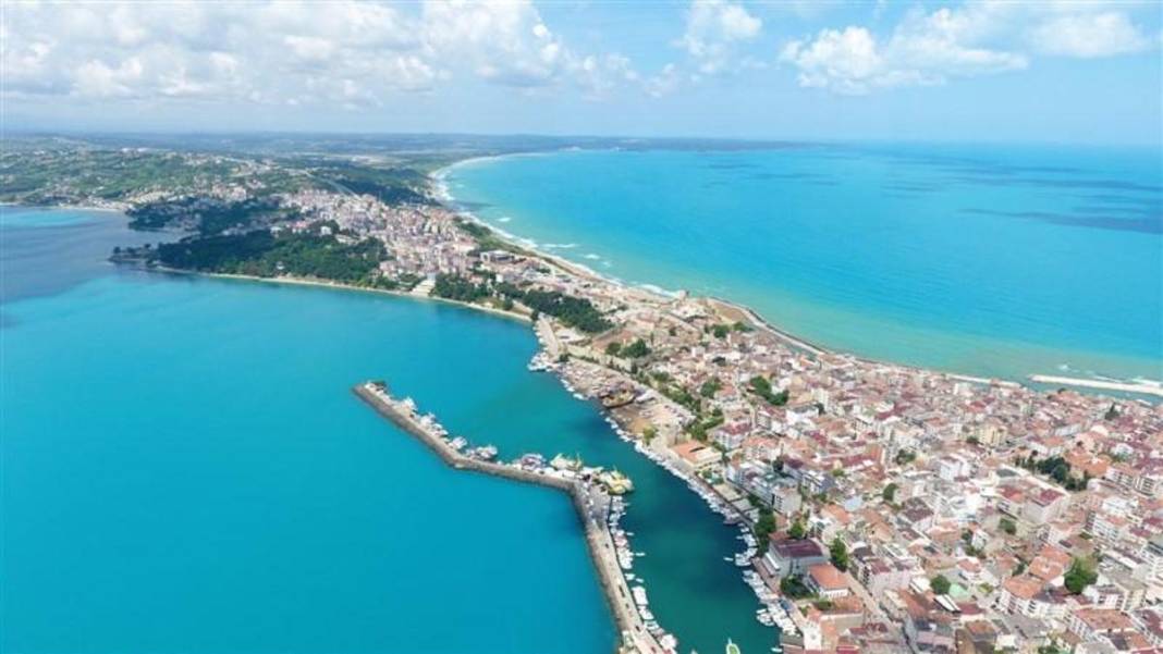 Huzurun ve ekonomik tatilin adresi: Karadeniz'in dalgasız tek kenti, Ege ve Akdeniz'e meydan okuyor! Emekli ve ailelerin gözdesi 2