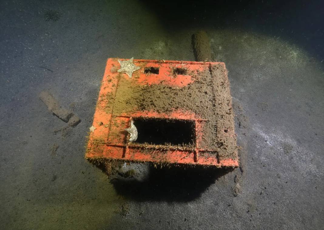 Marmara Depremi'nin deniz altında kalan enkazı 26 yıl sonra görüntülendi 5