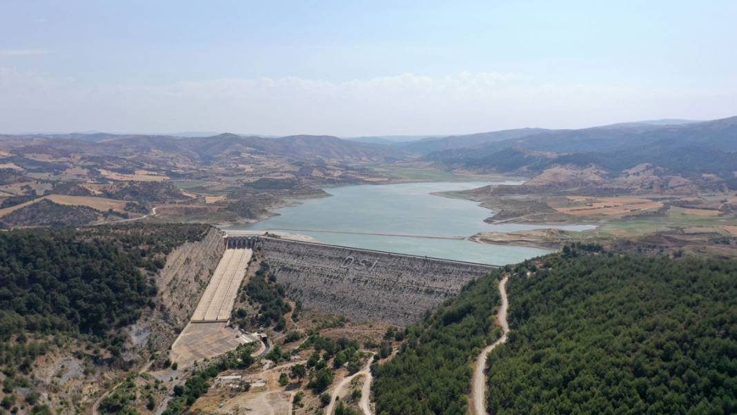Gediz Nehri kurudu, barajlar alarm veriyor: Tarım ve içme suyu tehlikede 3