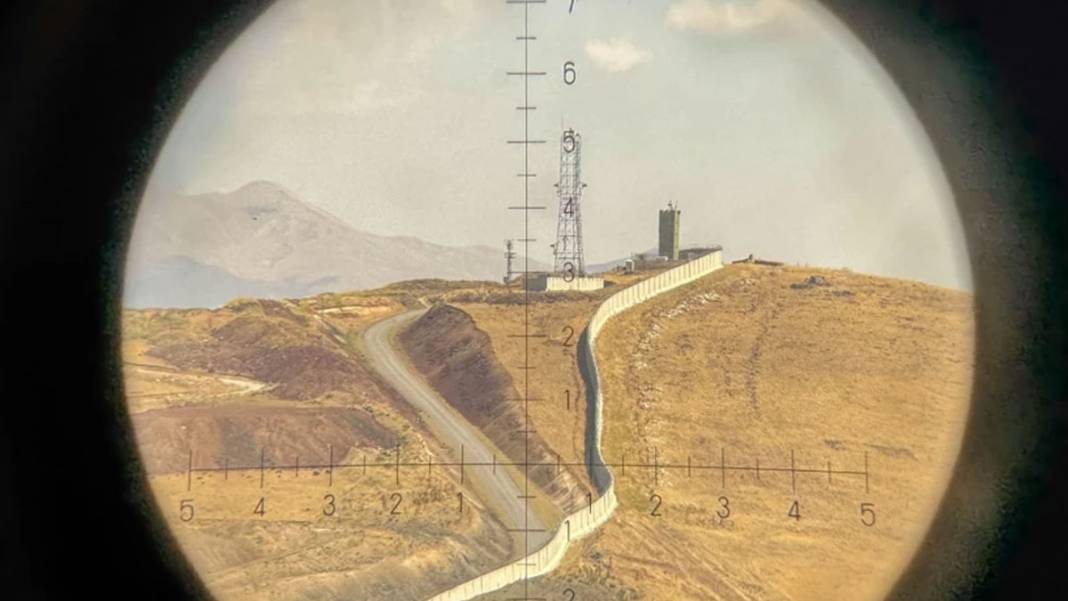 Van-İran sınırında güvenlik duvarı yükseliyor: 204 kilometrelik bölüm bitti 11