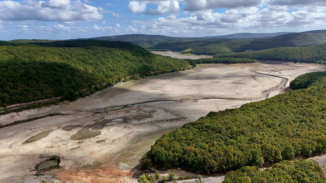 Kazandere Barajı neredeyse kurudu! İstanbul'un su ihtiyacı tehlikede 13
