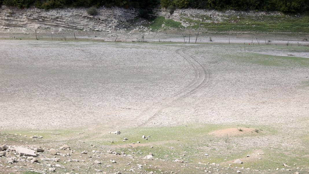 Kazandere Barajı neredeyse kurudu! İstanbul'un su ihtiyacı tehlikede 4
