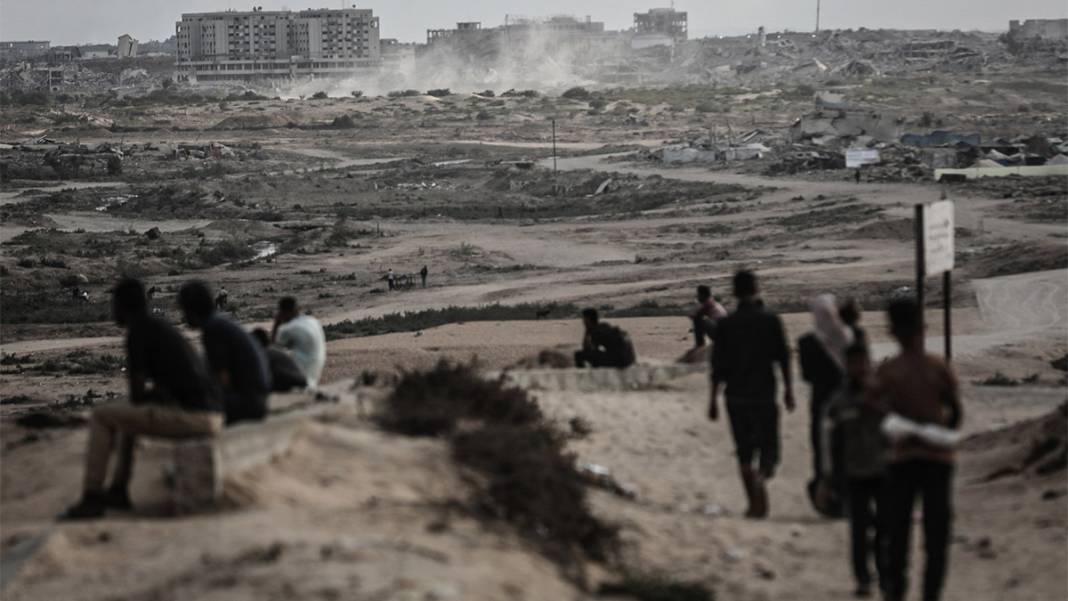 Netanyahu kana doymuyor! Ateşkese rağmen Gazze'ye bomba yağıyor 6