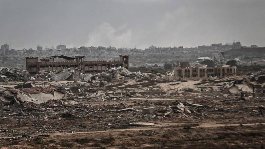Netanyahu kana doymuyor! Ateşkese rağmen Gazze'ye bomba yağıyor 4