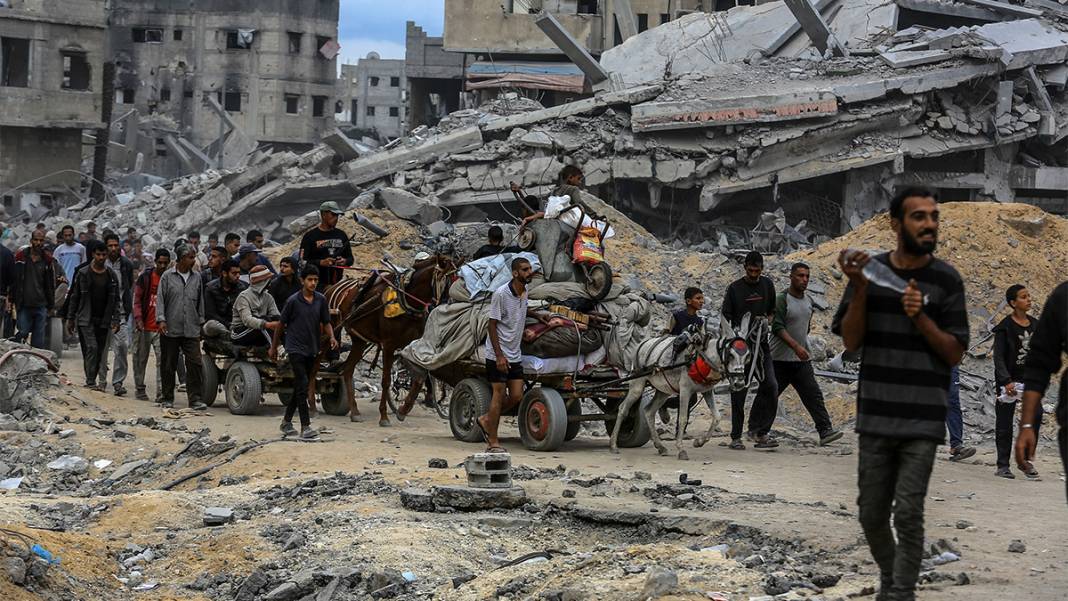 Dönüş yolları yıkımla dolu: Filistinlilerin sevinci, enkaz altında kaldı 8