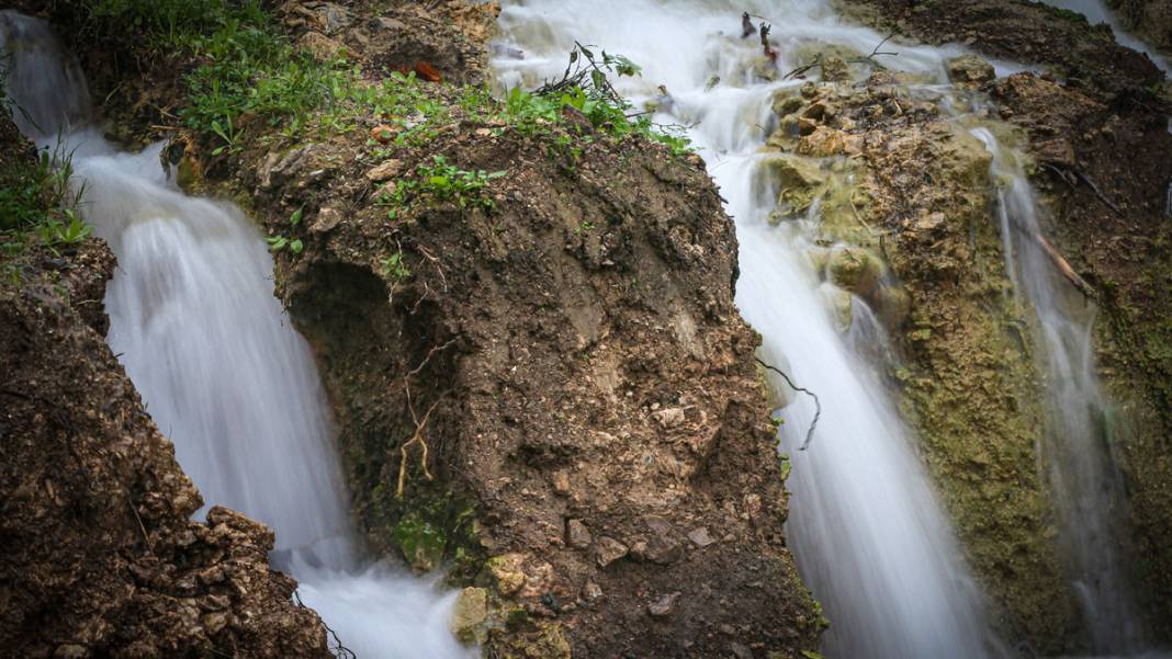 20 yıl önce kuruyan pınar, Balıkesir depremiyle yeniden akmaya başladı 2