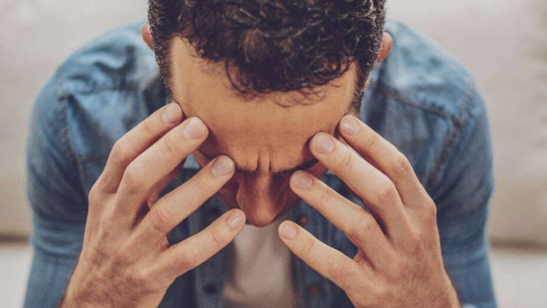 Sadece titizlik değil! OKB'nin sosyal ilişkilerde gizlenen en sinsi belirtisi 4