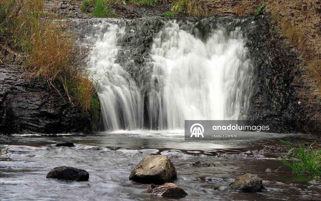 Sonbahar güzelliği ile büyülüyor! Kars’taki Keklik Vadisi görenleri hayran bırakıyor 2