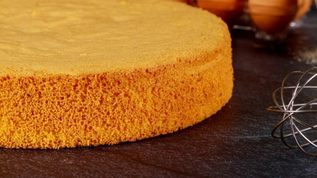 Mükemmel kabaran glütensiz pandispanya keki tarifi! Evde pastacılık yapın 2