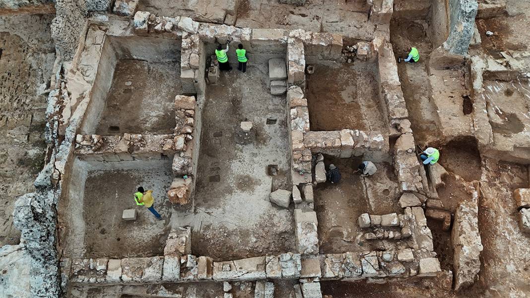 Antik kentte büyük keşif: 1500 yıllık yaşam alanı ortaya çıktı 10
