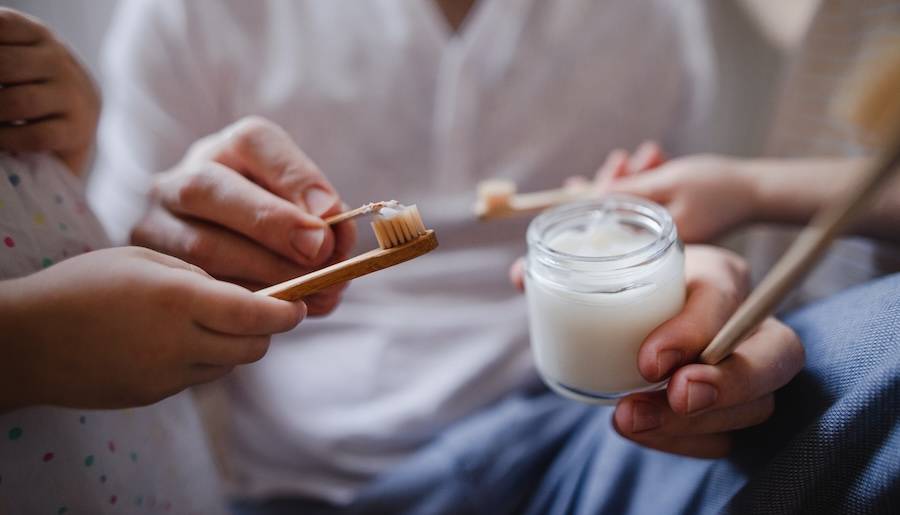 Ağız sağlığının yeni trendi: Hindistan cevizi yağı ile gargara yapmanın şaşırtıcı faydaları: Oil pulling nedir, nasıl yapılır? 3