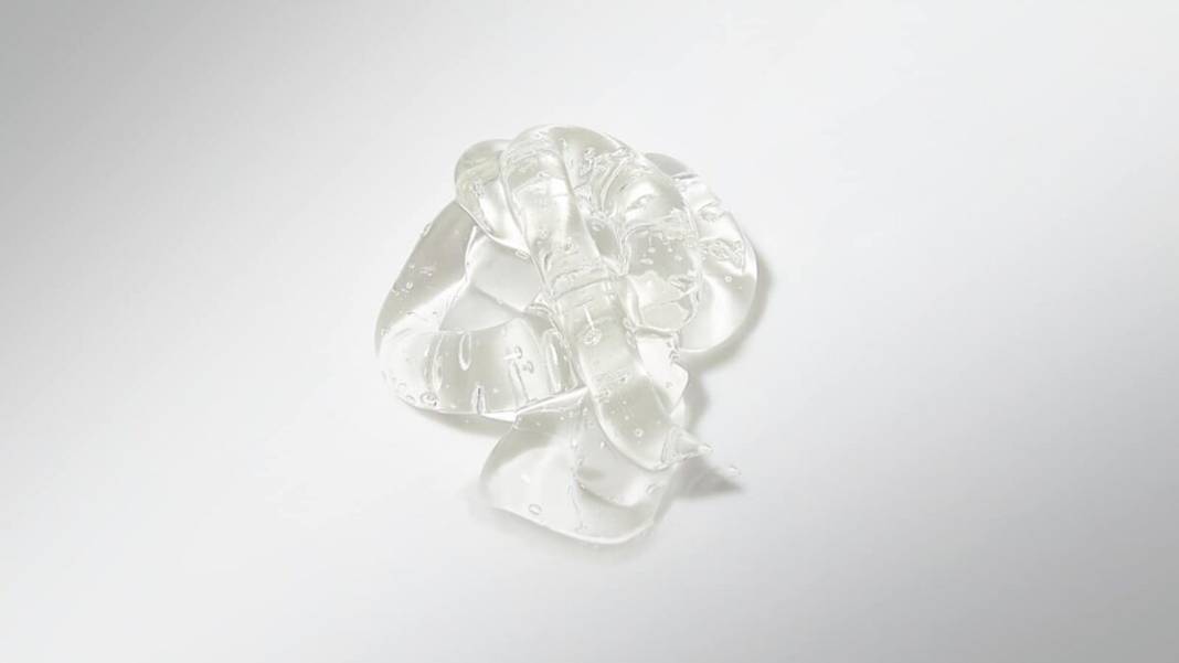 Saçtaki kırık görünümünü sıfırlayan doğal mucize! Anında etki ediyor: Pürüzsüz saçın sırrı 4