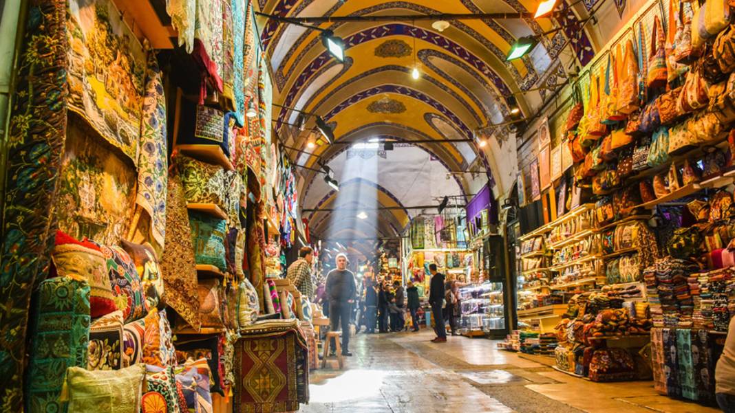 Dünyanın en çok hayal kırıklığı yaratan turistik yerleri belli oldu: Kapalıçarşı da listede 4