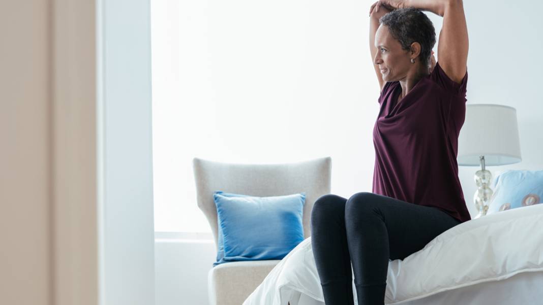 Güne enerjik başlamanın sırrı: Sabah esneme hareketlerinin şaşırtıcı faydaları! 1