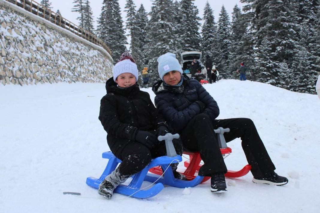 Ankara ve İstanbul'dakilerin ilk adresi! Batı Karadeniz’de beyaz şölen başladı: Yurduntepe Kayak Merkezi kapılarını açtı! 1