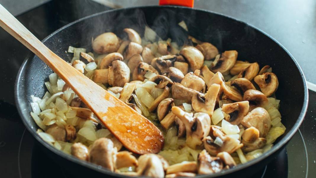 Mutfaktaki görünmez tehlike! Isıtıldığında toksik etki yaratan 9 temel besin 7