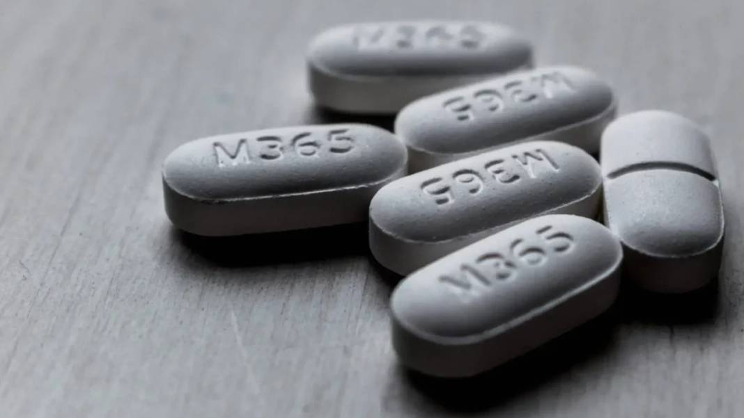 Hapı bölerek içenler dikkat! Bütün etkisini yitirip düşmana dönüşebilir! 3