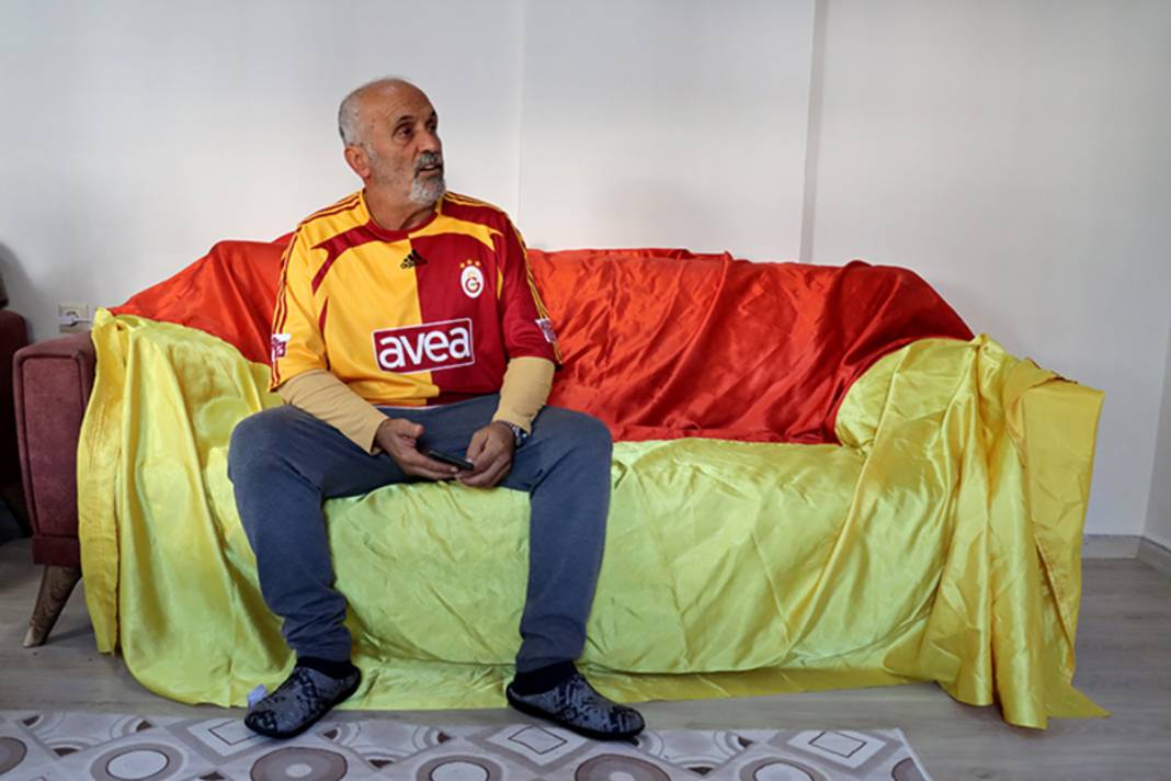 Bir aşk hikayesi! Evi sarı-kırmızıya boyadı, mahallenin "Galatasaray evi" oldu 4