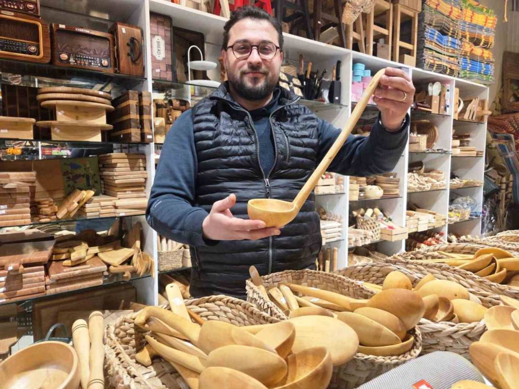 Dönem dizileri ahşaba talebi patlattı: Nostalji rüzgarı Samsun’da esnafa can suyu oldu! 3