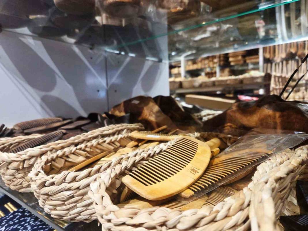 Dönem dizileri ahşaba talebi patlattı: Nostalji rüzgarı Samsun’da esnafa can suyu oldu! 6