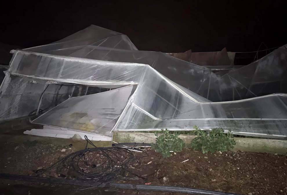 Şiddetli fırtına Antalya’yı vurdu: Tarım alanları ve tekneler ağır hasar aldı 6