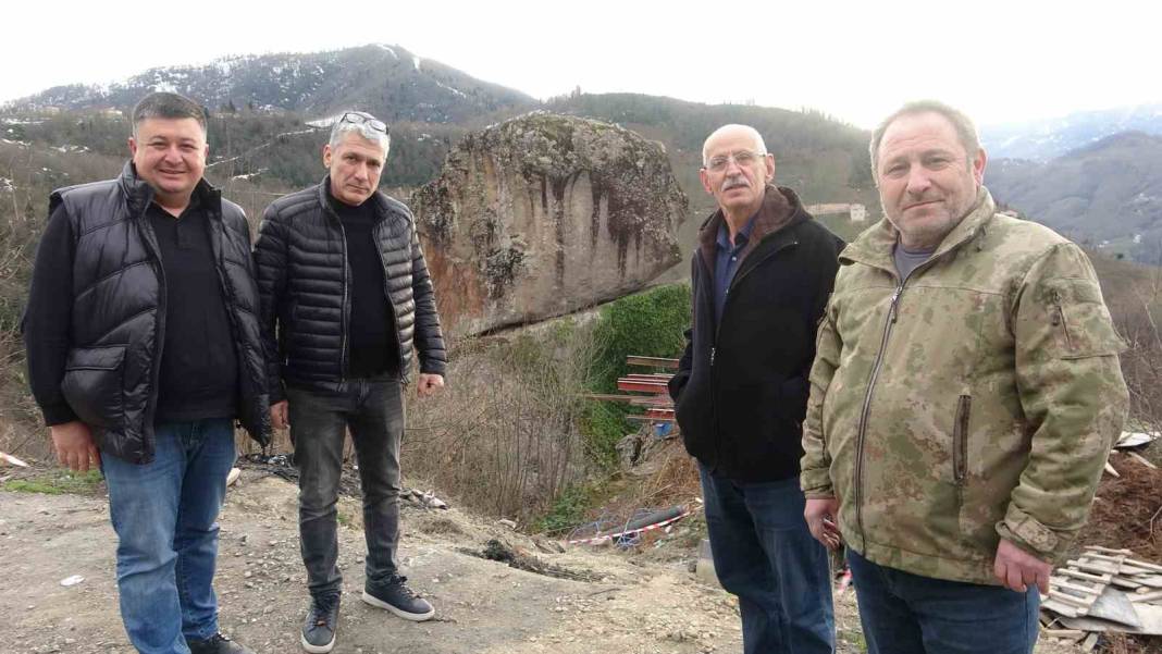 Fizik kurallarına aykırı! Giresun’un "Gelin Kayası" efsanesiyle turizm rotasına giriyor 3