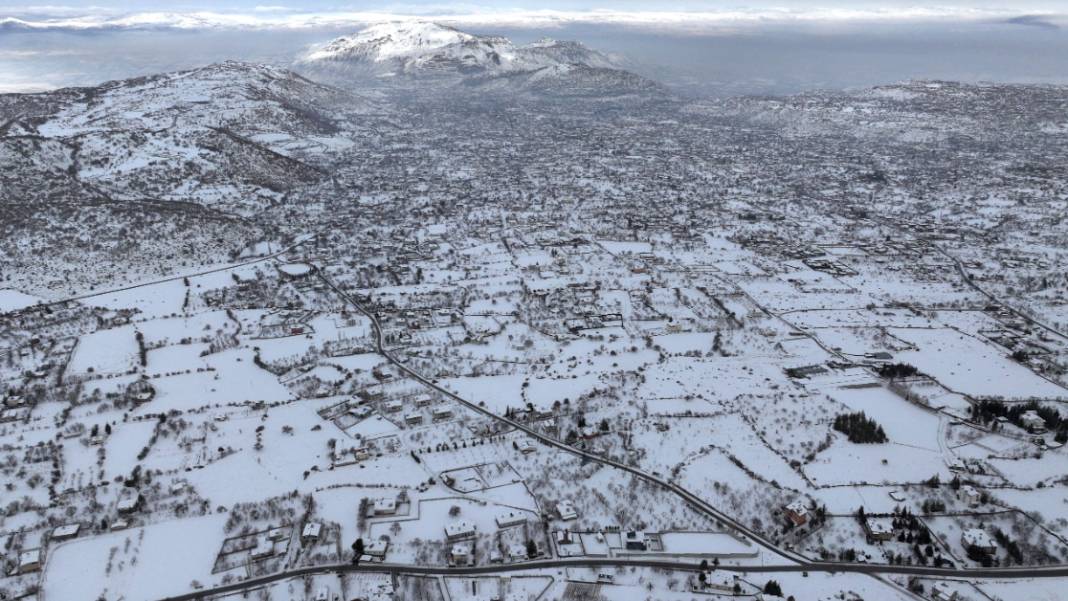 Kayseri beyaza büründü: Koramaz Vadisi ve Ortaseki’de görsel şölen böyle görüntülendi 1