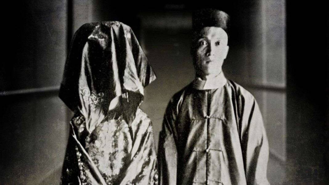 Ölümden sonra düğün ve sıra dışı yolculuklar! Dünyanın en şaşırtıcı 8 cenaze ritüeli 2