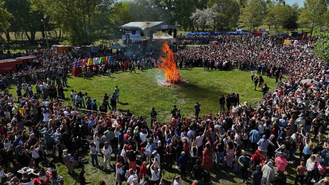 1700 yıllık Kakava ateşi yakıldı: Edirne'de Hıdırellez coşkusu 7