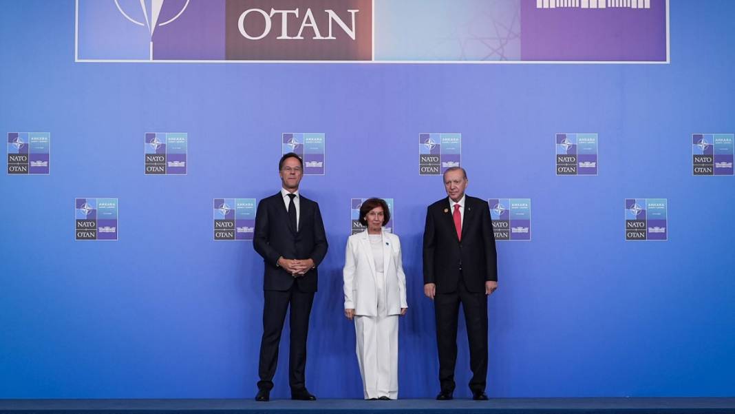 Liderler'den Beştepe'de aile fotoğrafı: Erdoğan açılışı yaptı, Trump’tan İran ve İspanya çıkışı geldi 22