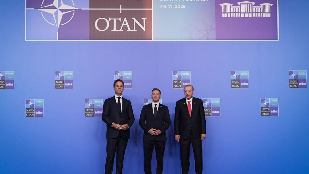 Liderler'den Beştepe'de aile fotoğrafı: Erdoğan açılışı yaptı, Trump’tan İran ve İspanya çıkışı geldi 18