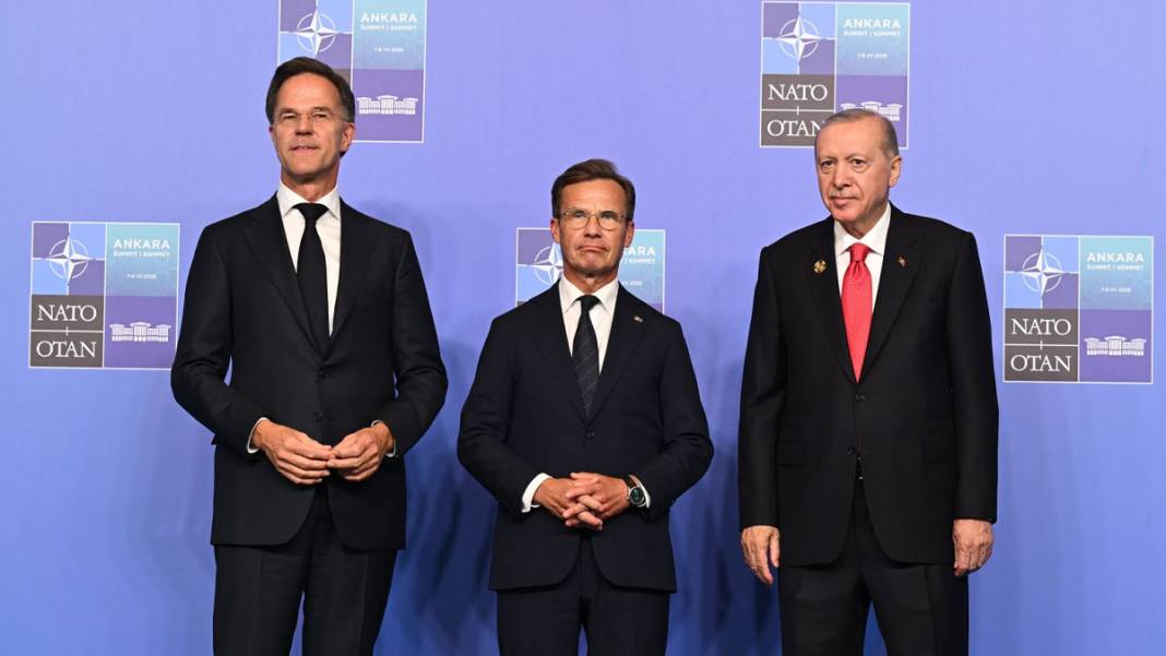 Liderler'den Beştepe'de aile fotoğrafı: Erdoğan açılışı yaptı, Trump’tan İran ve İspanya çıkışı geldi 11