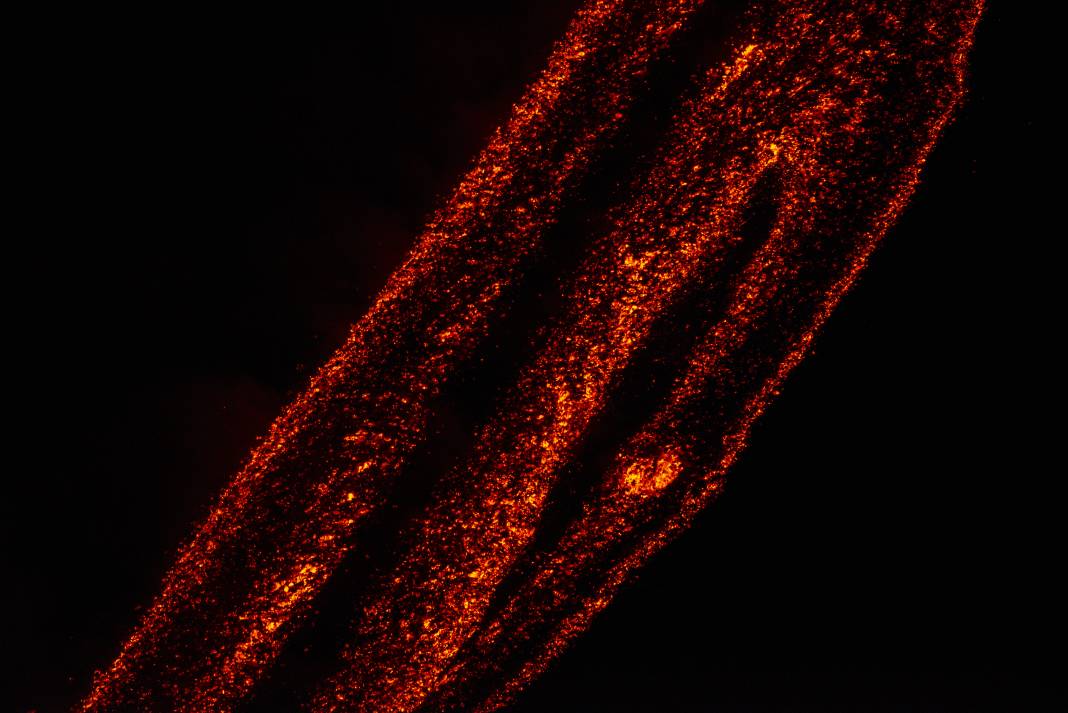 Etna Yanardağı yeni bir paroksismal evreye girdi 4