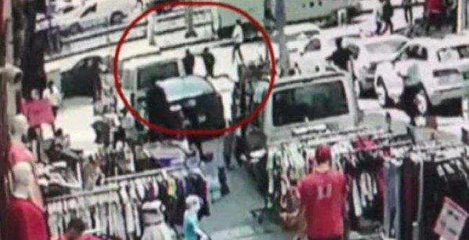 Darp ettikleri iş adamını gasp eden şüpheliler yakalandı