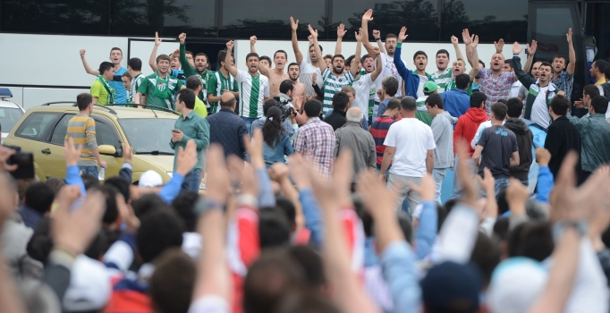 Fransa'dan ekip geldi, eylemler bitti