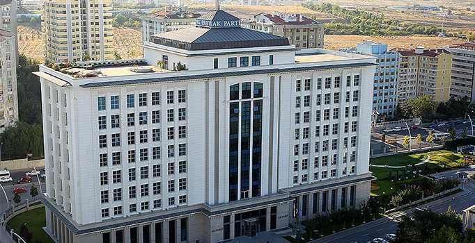 Son dakika haberler! AK Parti'de genel başkan adayının netleceği MKYK toplantısı bitti
