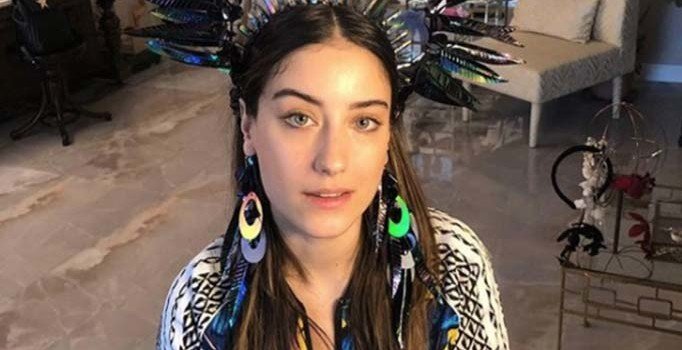 Hazal Kaya kimsenin bilmediği hastalığını açıkladı